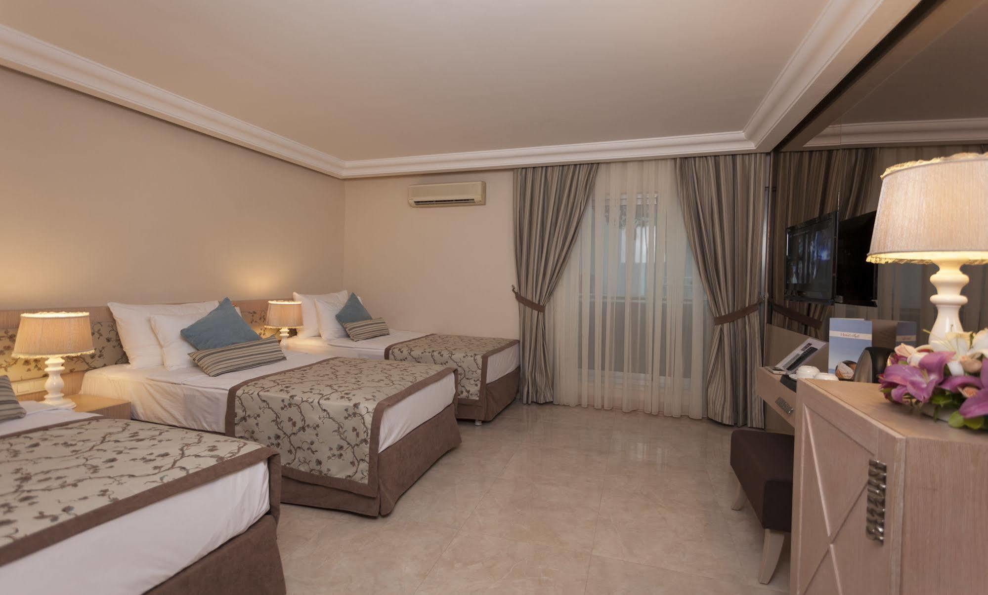 เอ็กซ์พีเรีย ซาเรย์ บีช โฮเต็ล Hotel อลันยา ภายนอก รูปภาพ
